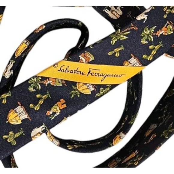 SALVATORE FERRAGAMO Men's 100% Silk Necktie LUXURY Navy Men Elephant W:3.7" EUC - Picture 3 of 5